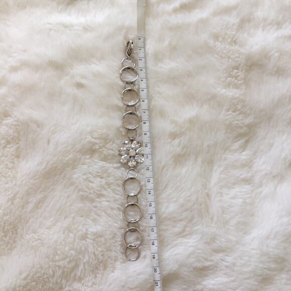 Silver Sunflower Crystal Bracelet - Picture 6 of 6